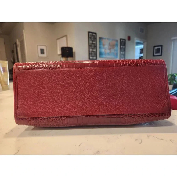 Vintage Brighton Croc Embossed Patent Double-Heart Structured Shoulder Bag - Picture 13 of 15